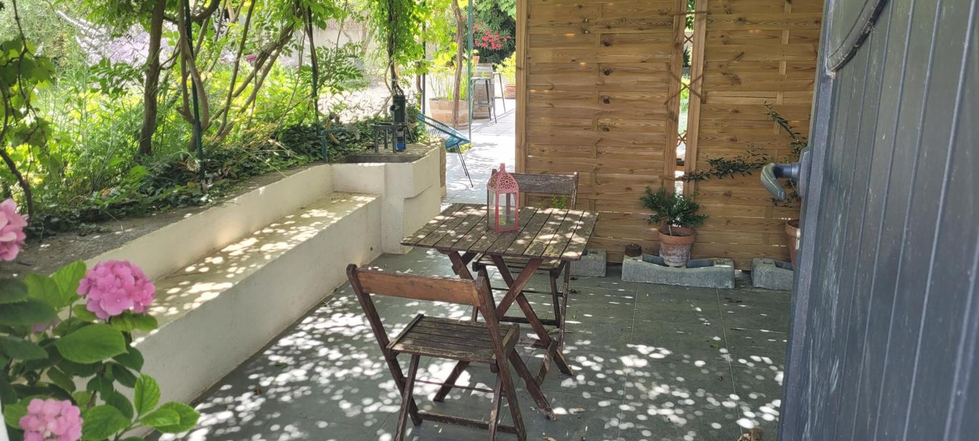 Location Appartement Dans Mas Provencal Monteux Exteriör bild